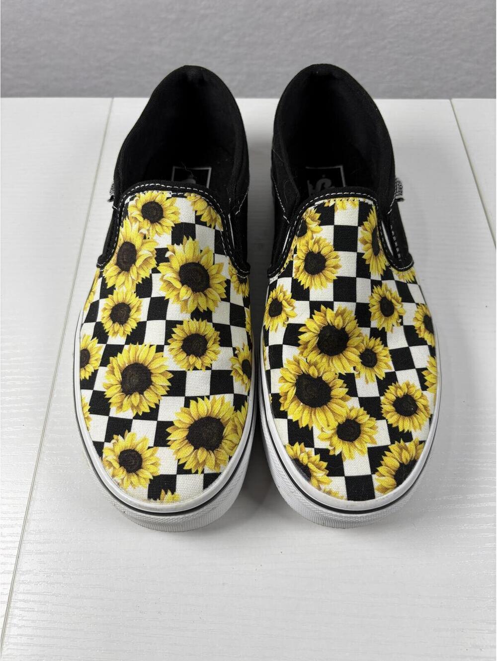Vans Classic Slip-On Sunflower Checker Print Women's Sz 8 Black Yellow Floral